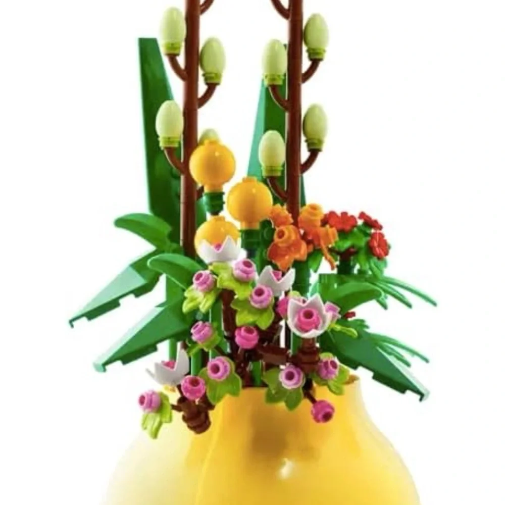LEGO Vibrant Floral Arrangement - Yellow and Green